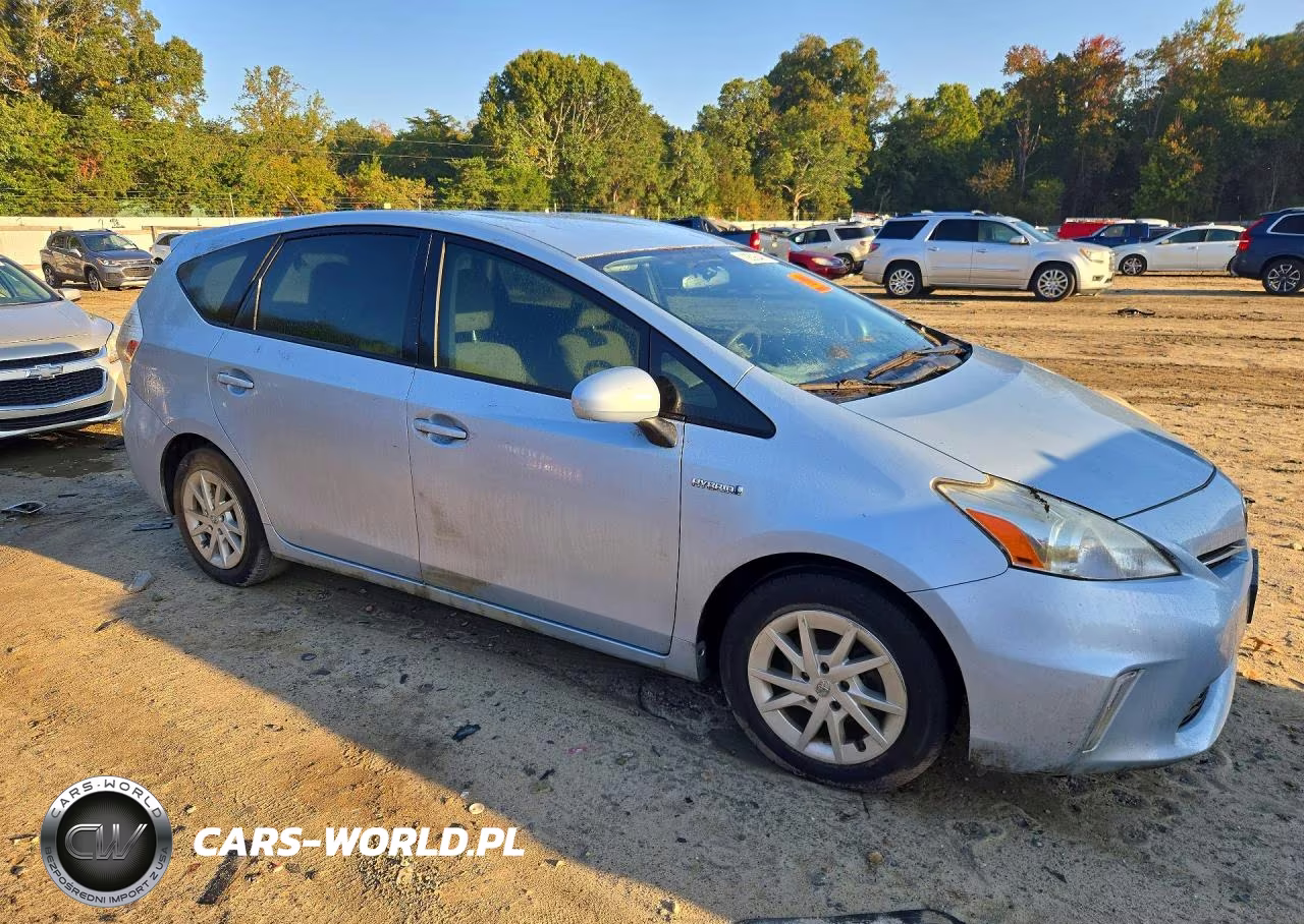 2014 Toyota Prius V Three VIN:JTDZN3EU9E3334748 - 4