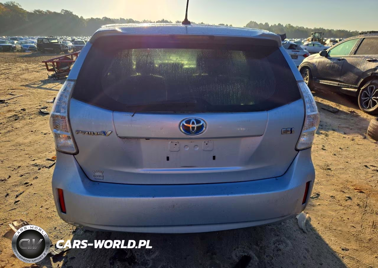 2014 Toyota Prius V Three VIN:JTDZN3EU9E3334748 - 6