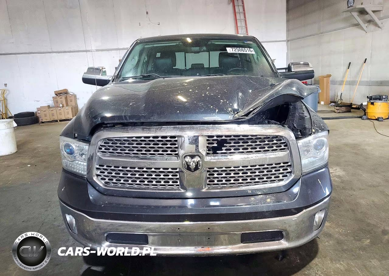 2015 Ram 1500 Laramie VIN:1C6RR7JT3FS545371 - 5