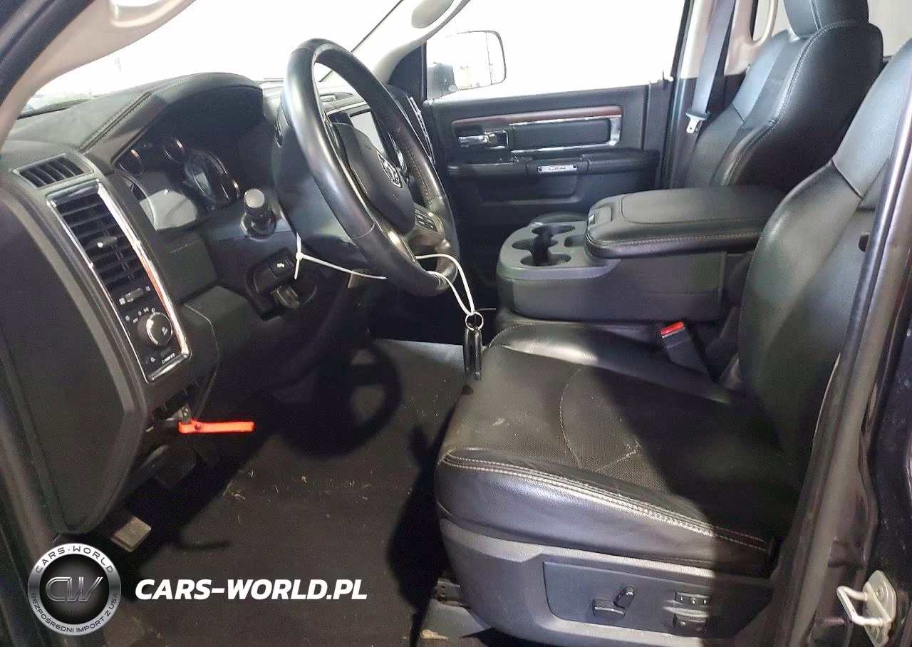 2015 Ram 1500 Laramie VIN:1C6RR7JT3FS545371 - 7
