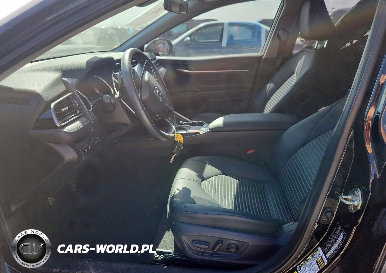 2020 Toyota Camry Se VIN:4T1G11AKXLU340184 - 7