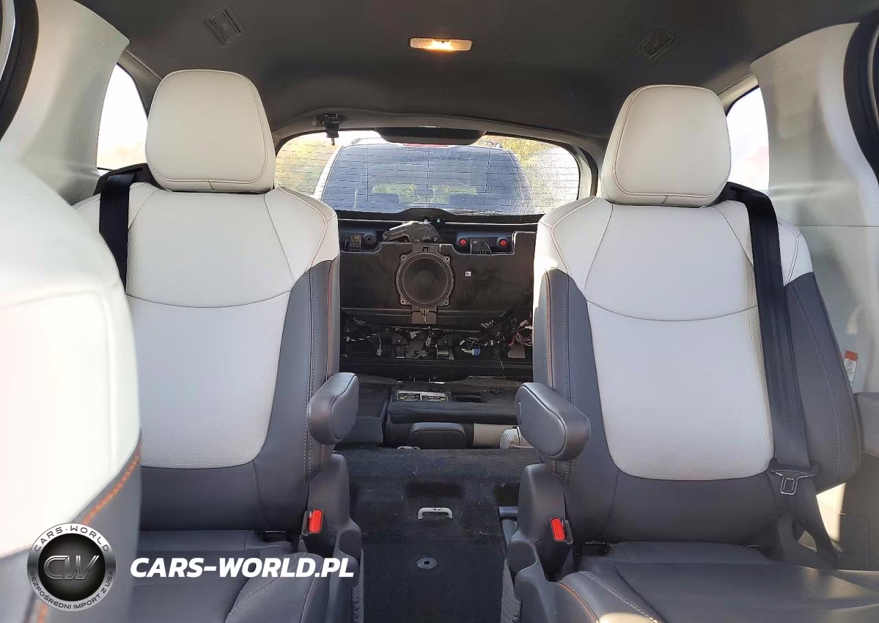 2021 Toyota Sienna Xse VIN:5TDDSKFC0MS001175 - 10