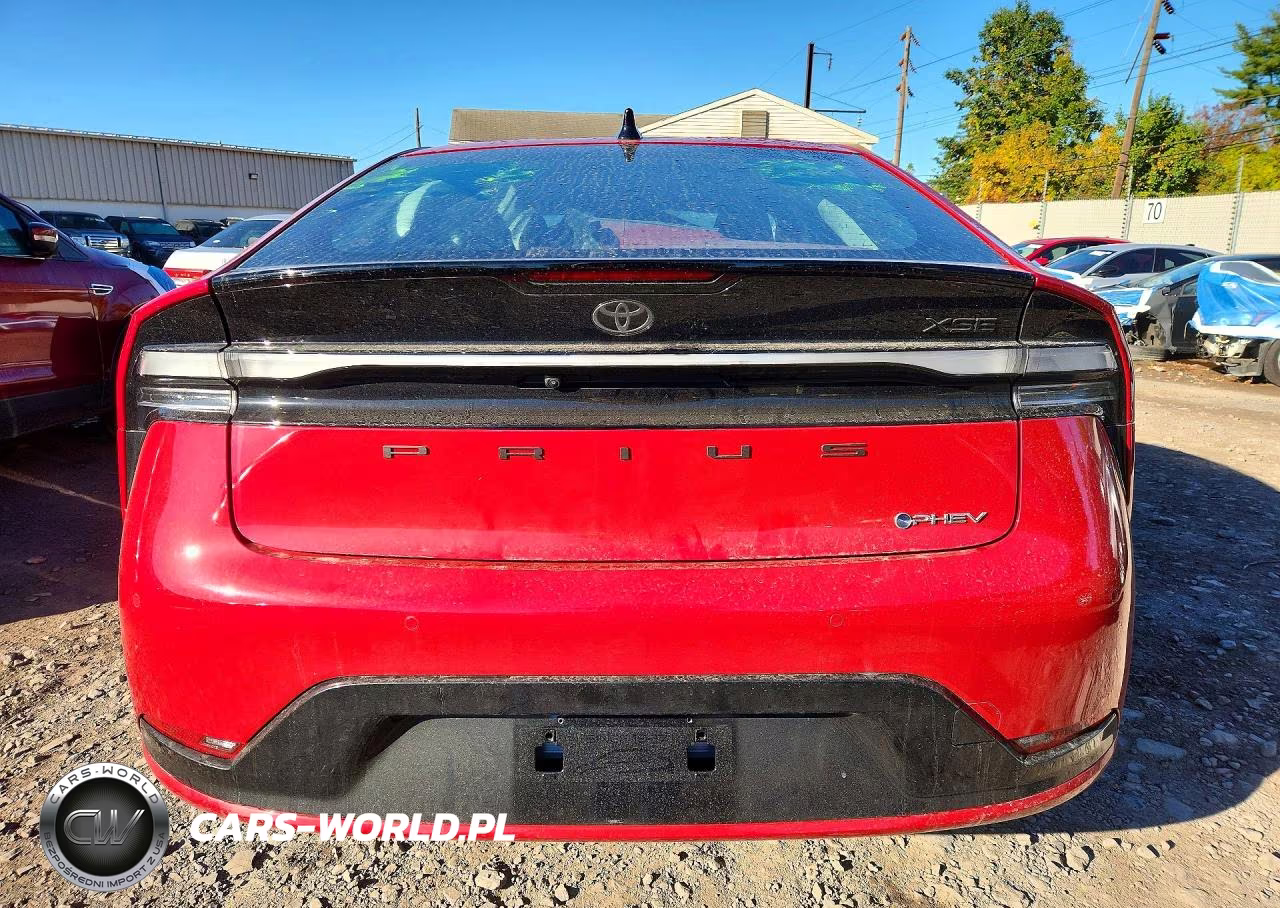 2026 Toyota Prius Plug-In Hybrid Xse VIN:JTDACACU2T3078492 - 6