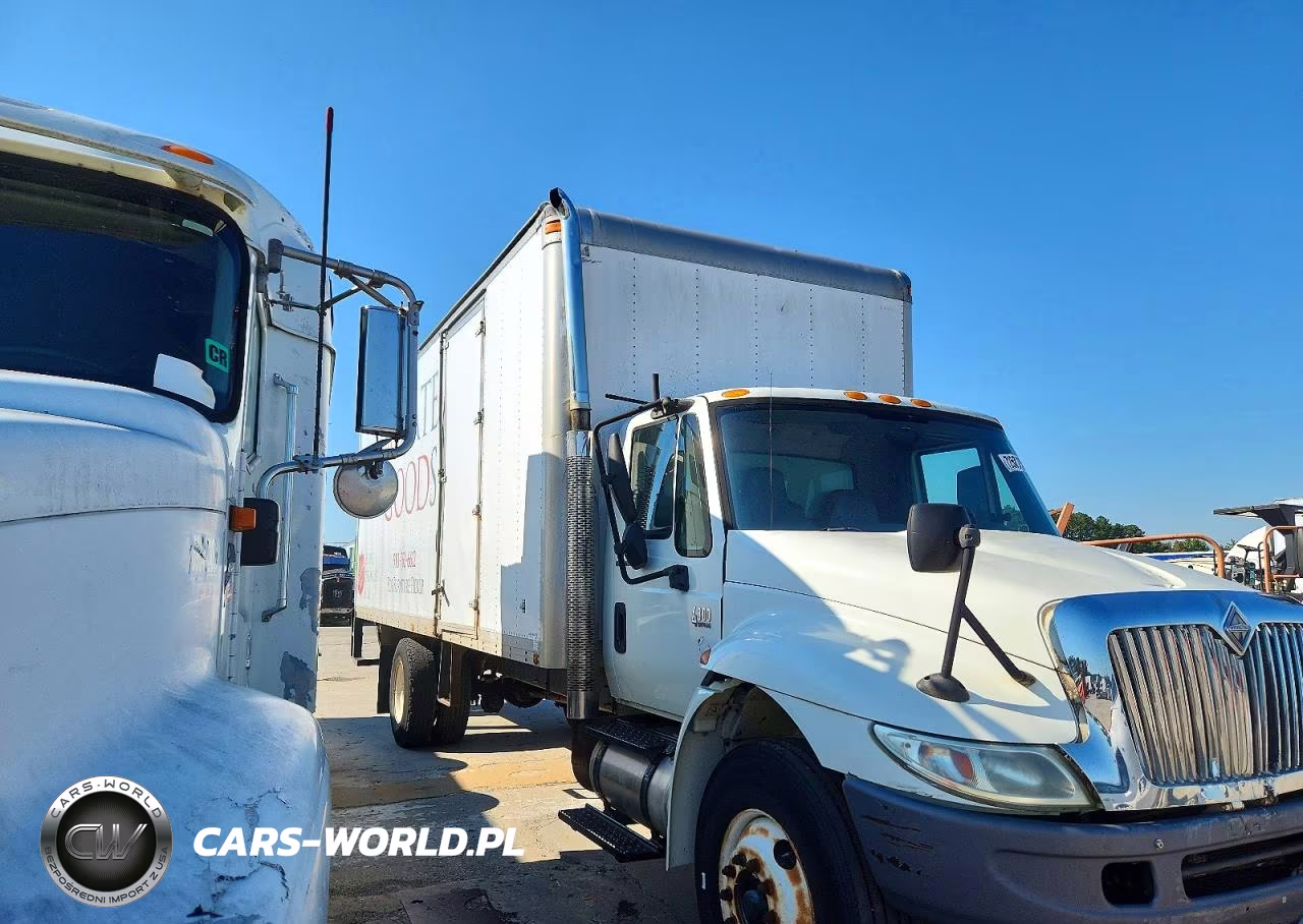 2008 International 4300 Box Truck VIN:1HTMMAAL28H537991 - 12