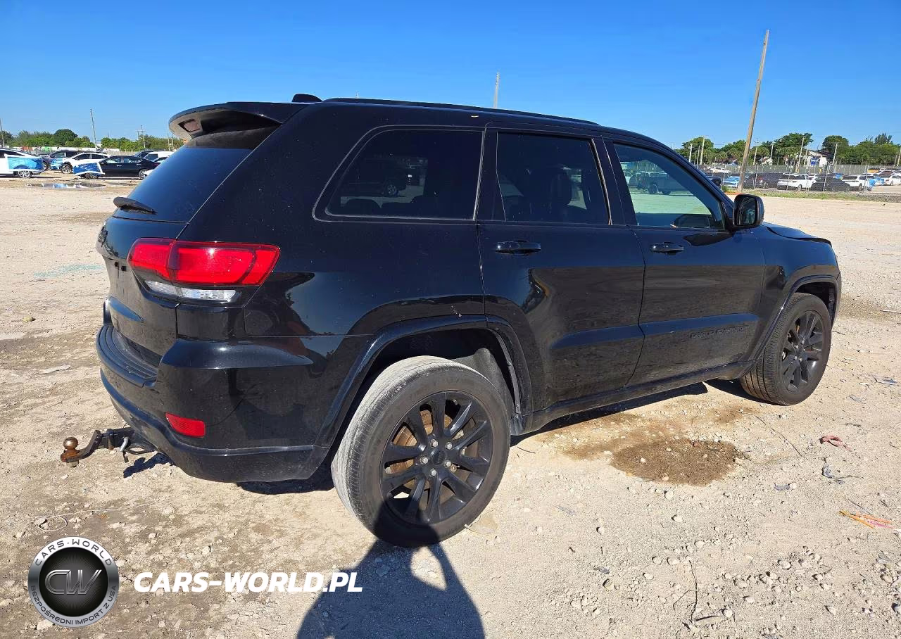 2021 Jeep Grand Cherokee Laredo VIN:1C4RJEAG6MC812985 - 3