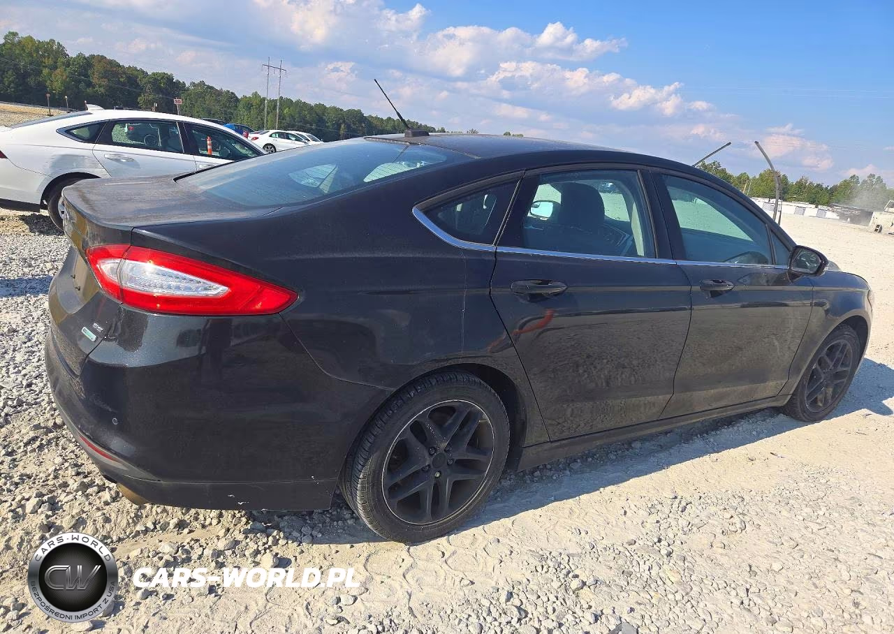 2015 Ford Fusion Se VIN:1FA6P0HD2F5116783 - 3