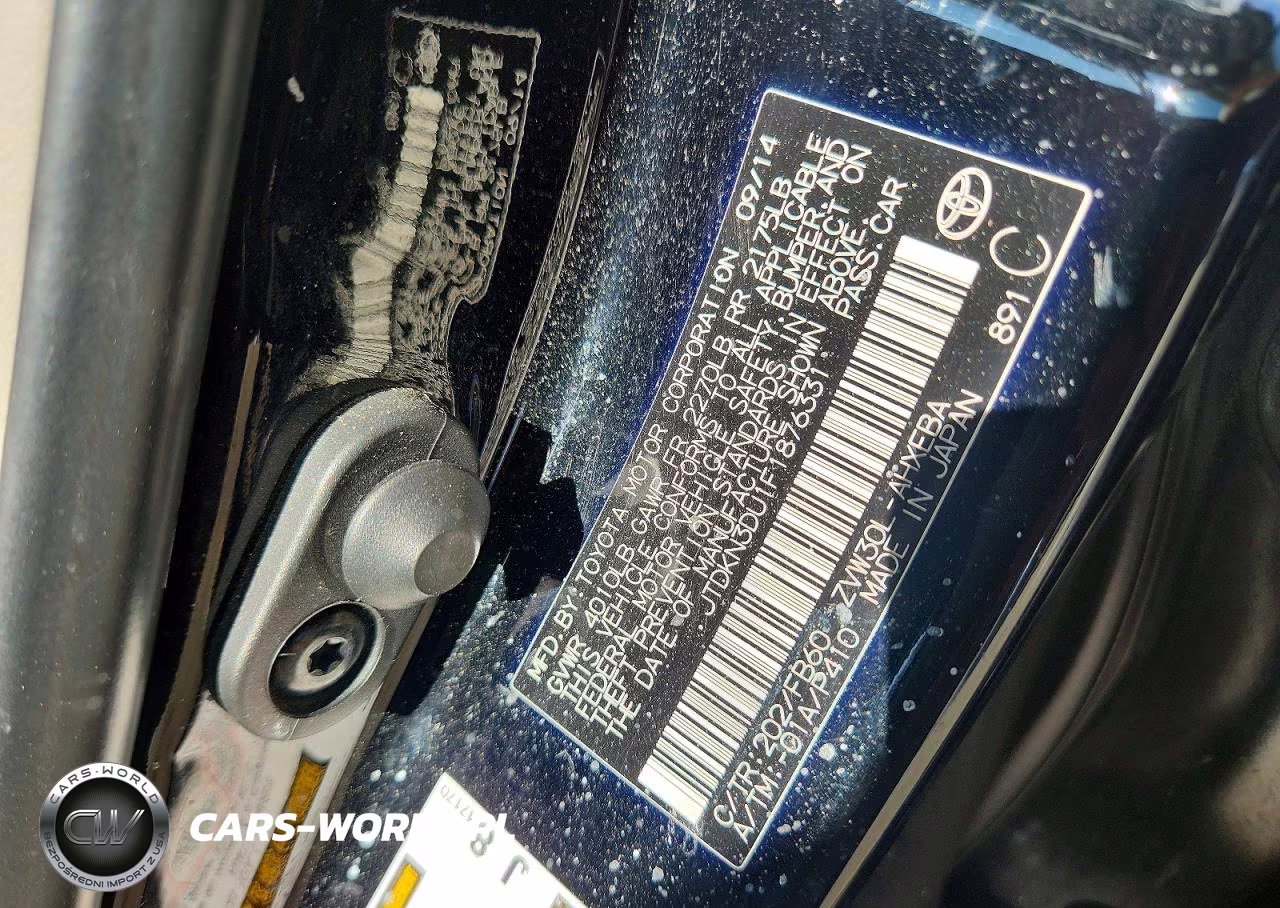 2015 Toyota Prius Two VIN:JTDKN3DU1F1876331 - 13