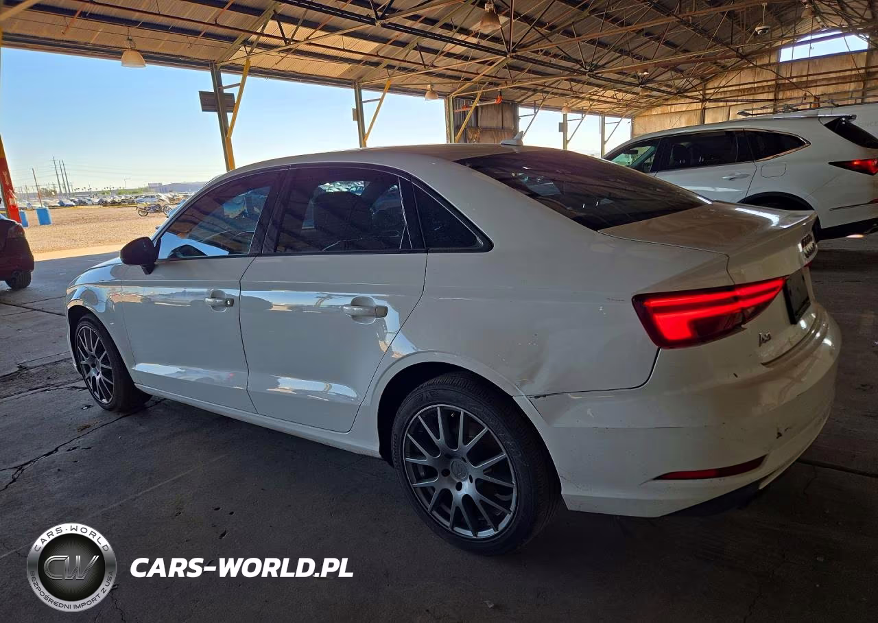 2018 Audi A3 Premium VIN:WAUAUGFF1J1053621 - 2