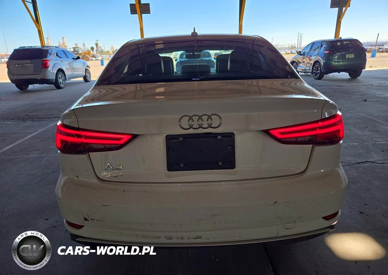 2018 Audi A3 Premium VIN:WAUAUGFF1J1053621 - 6
