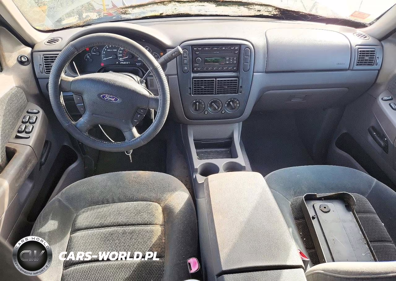 2002 Ford Explorer Xlt VIN:1FMZU73E62UC78842 - 8
