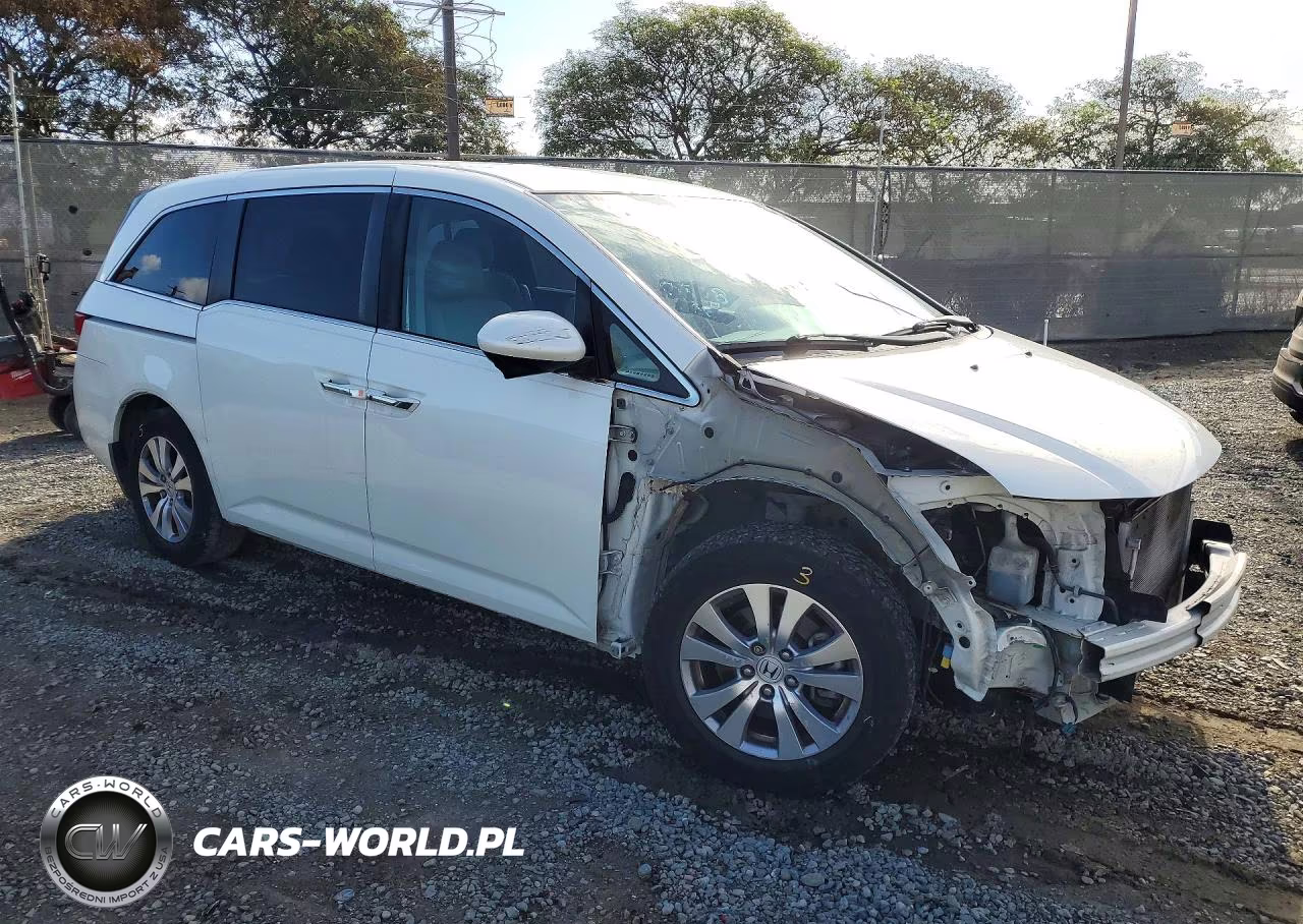 2016 Honda Odyssey Se VIN:5FNRL5H38GB121669 - 4