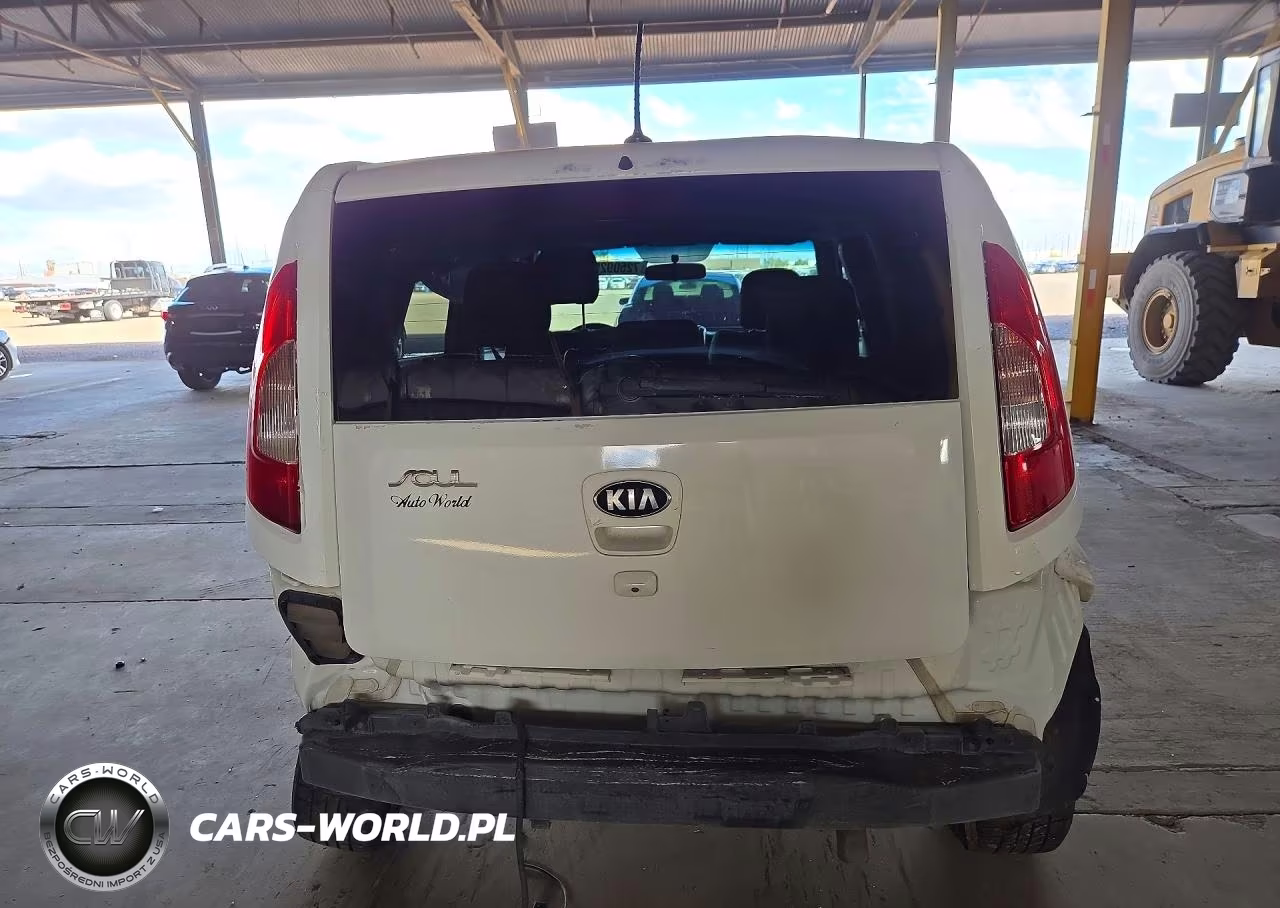 2013 Kia Soul + VIN:KNDJT2A65D7523988 - 6