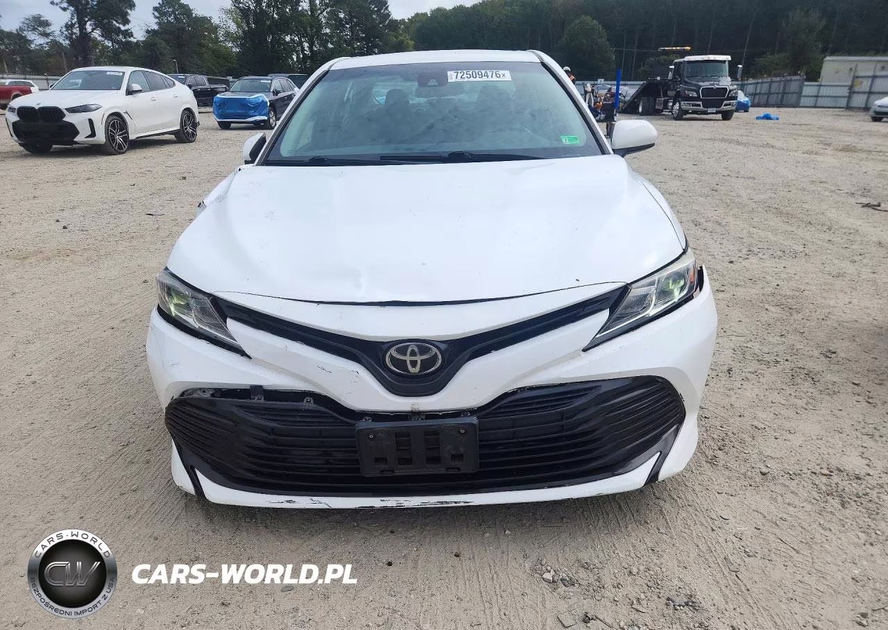 2018 Toyota Camry L VIN:4T1B11HK9JU551325 - 5
