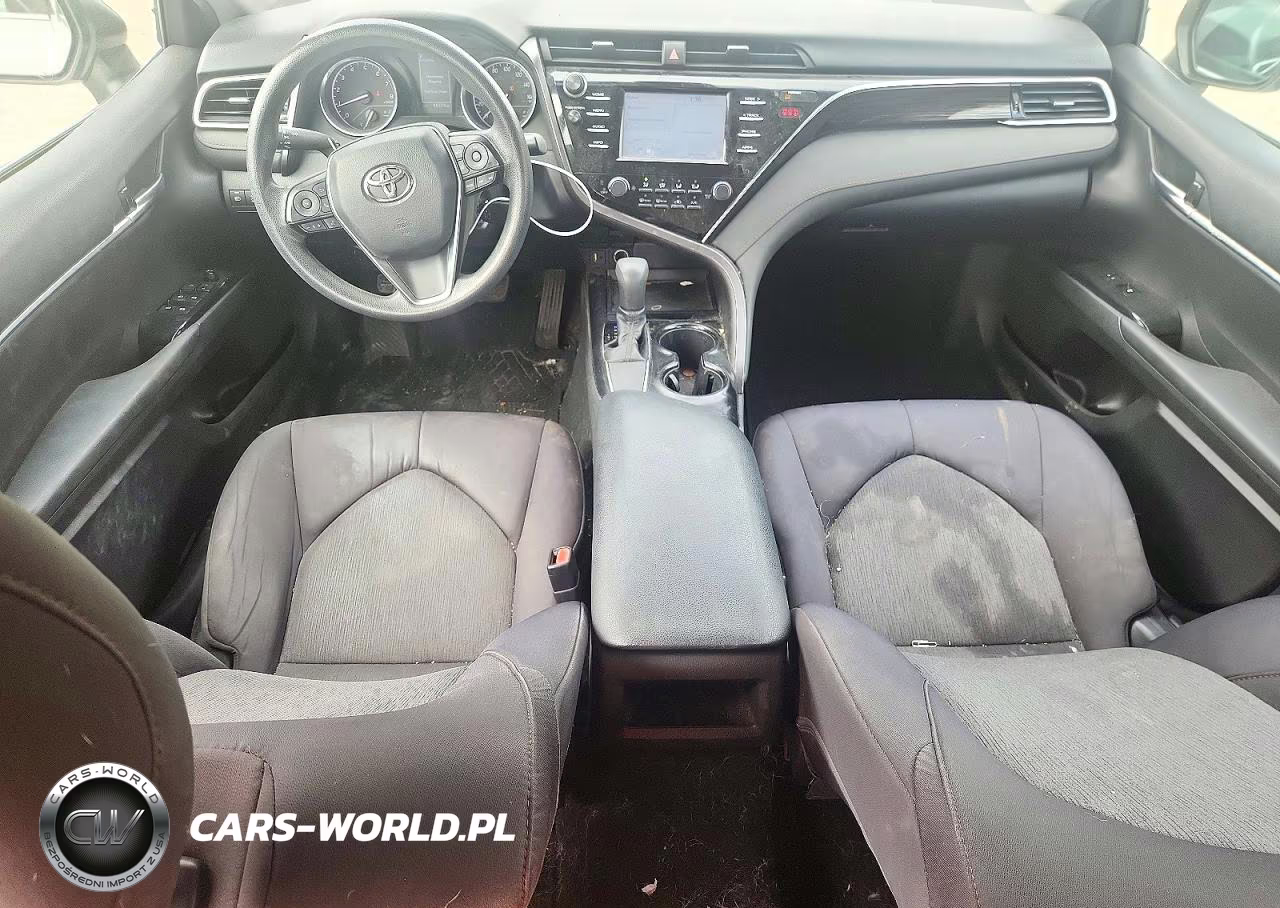 2018 Toyota Camry L VIN:4T1B11HK9JU551325 - 8