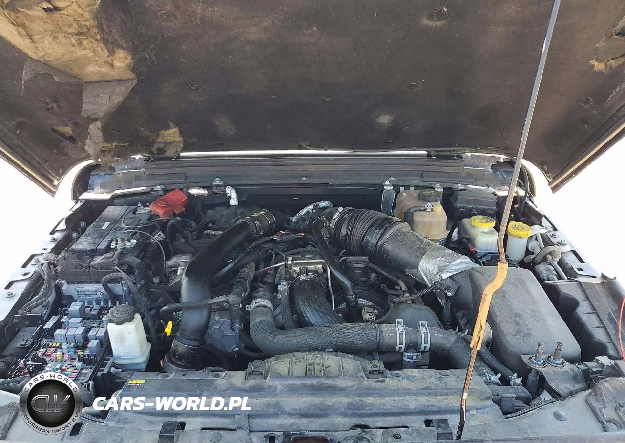 2020 Jeep Wrangler Unlimited Sahara VIN:1C4HJXEM4LW320959 - 12