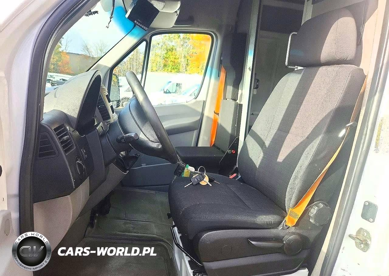 2015 Mercedes-Benz Sprinter 2500 Delivery Van VIN:WD3PE8DB2FP124369 - 7