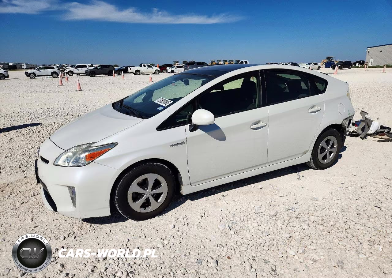 2015 Toyota Prius Three VIN:JTDKN3DU1F0428421 - 1