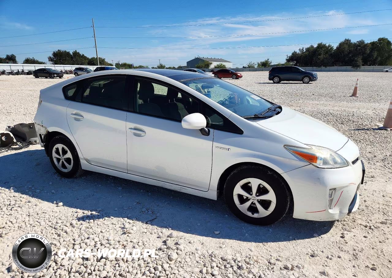 2015 Toyota Prius Three VIN:JTDKN3DU1F0428421 - 4
