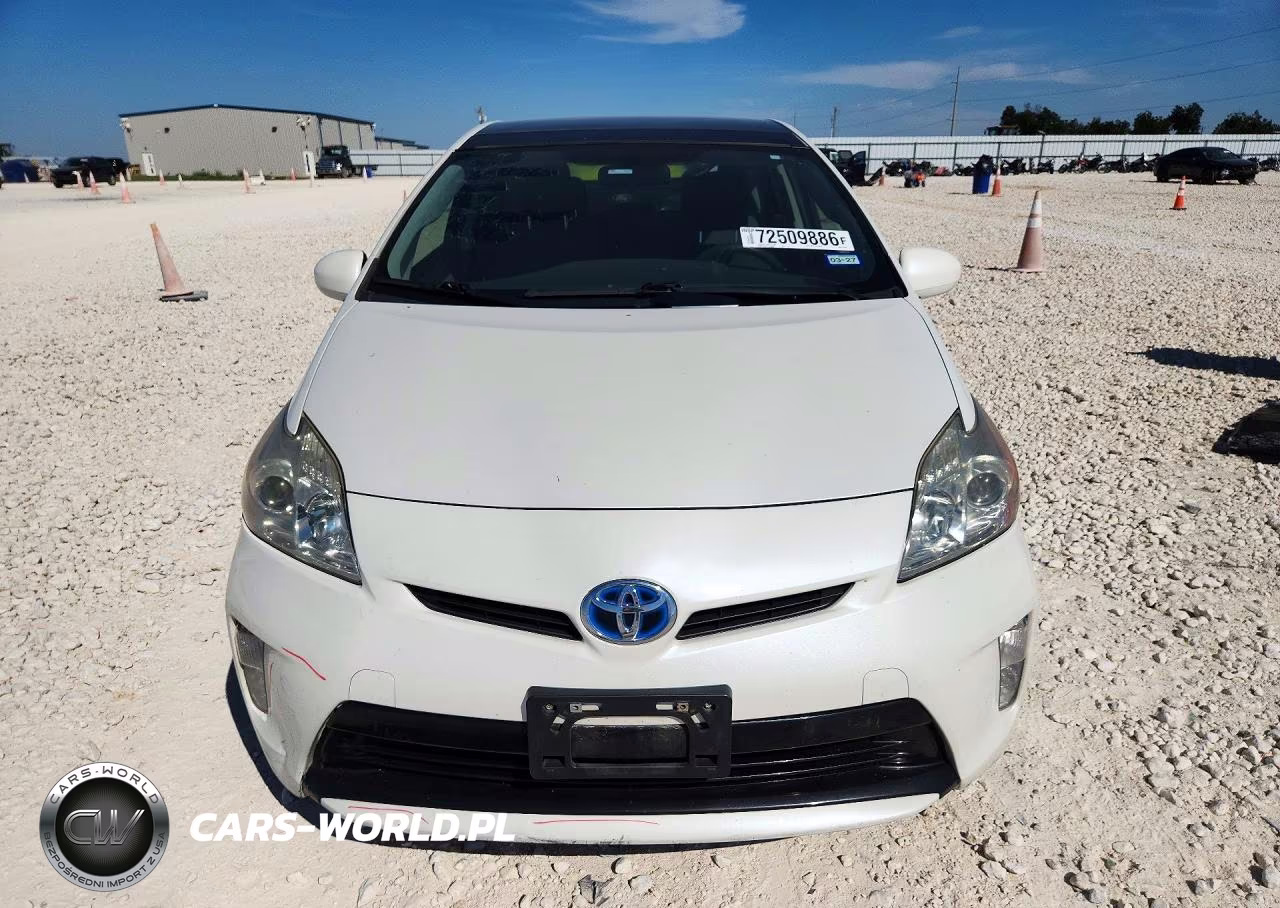 2015 Toyota Prius Three VIN:JTDKN3DU1F0428421 - 5
