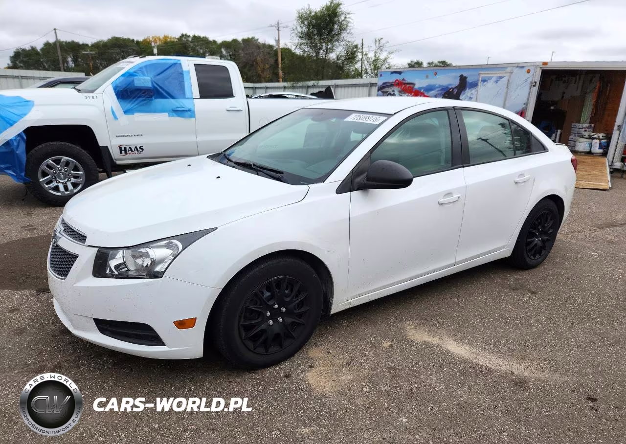 2014 Chevrolet Cruze Ls VIN:1G1PA5SH3E7254885 - 1