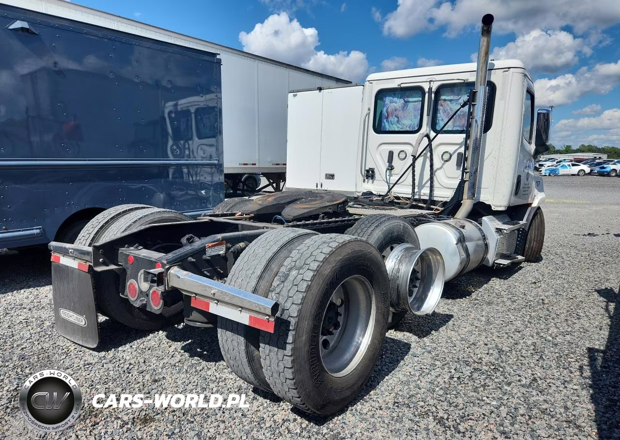 2026 Freightliner Cascadia 116 Semi Truck VIN:1FUJHTDV6TLWJ3157 - 3