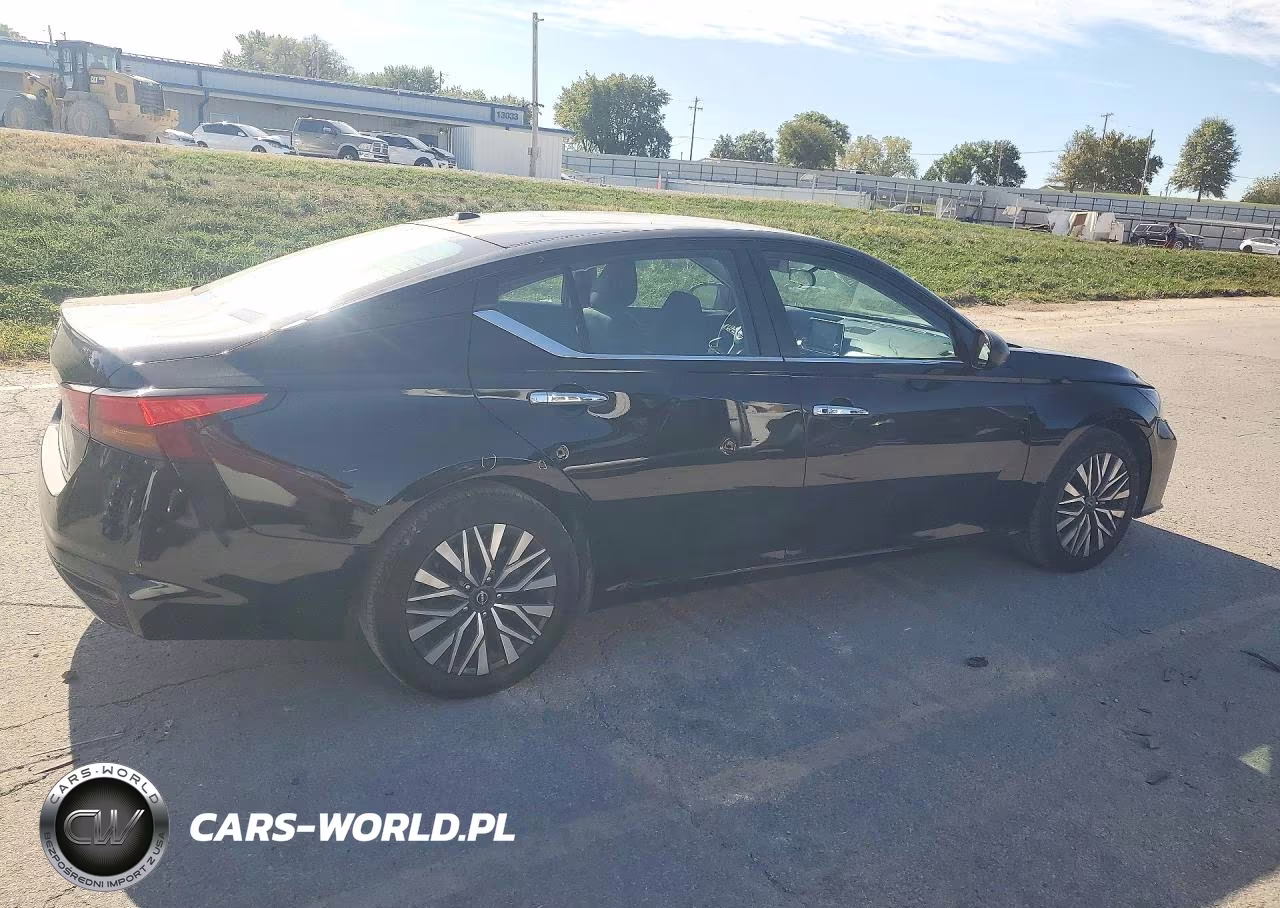 2025 Nissan Altima Sv VIN:1N4BL4DV6SN361533 - 3