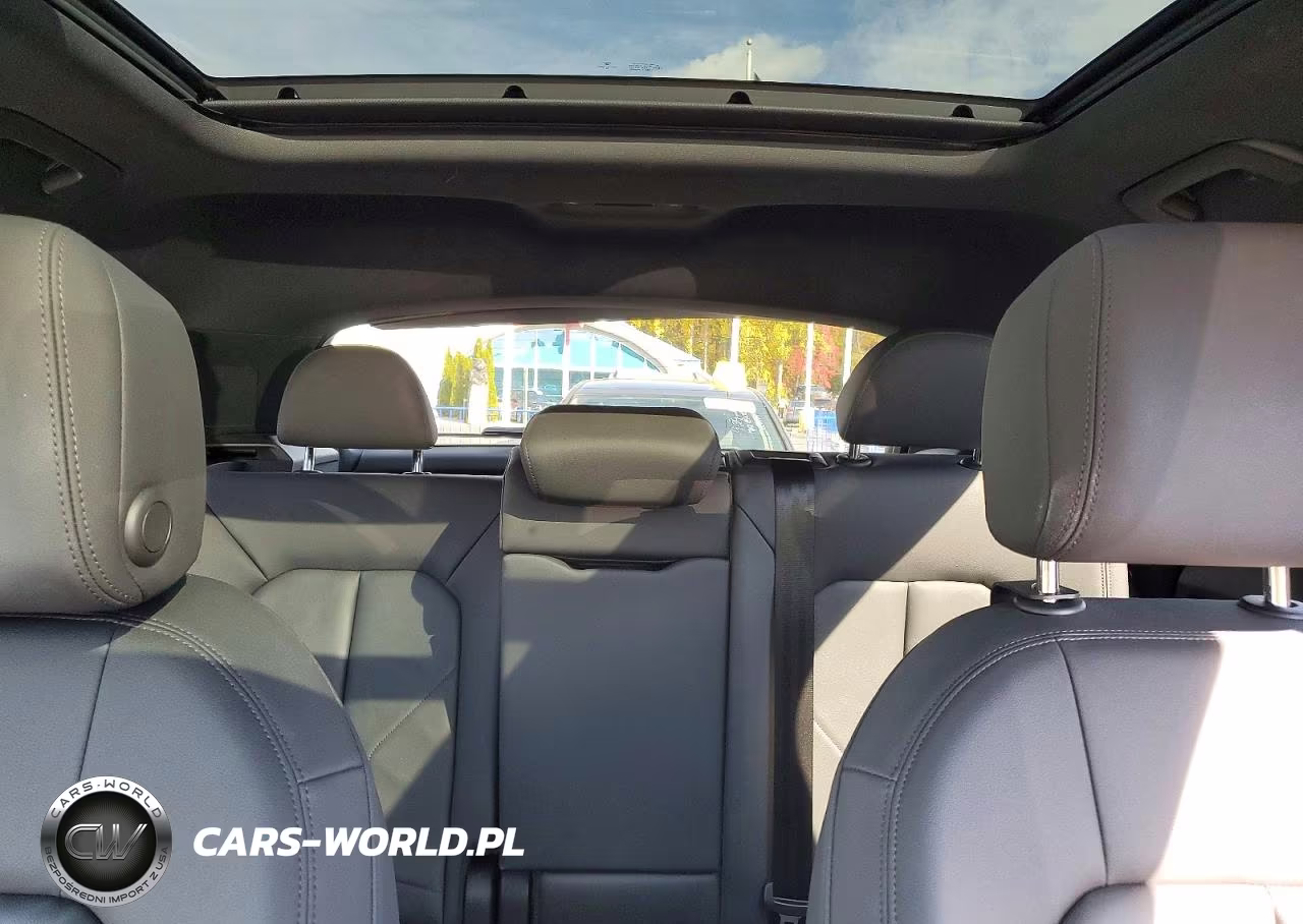 2020 Audi Q3 Premium VIN:WA1AECF35L1091008 - 10