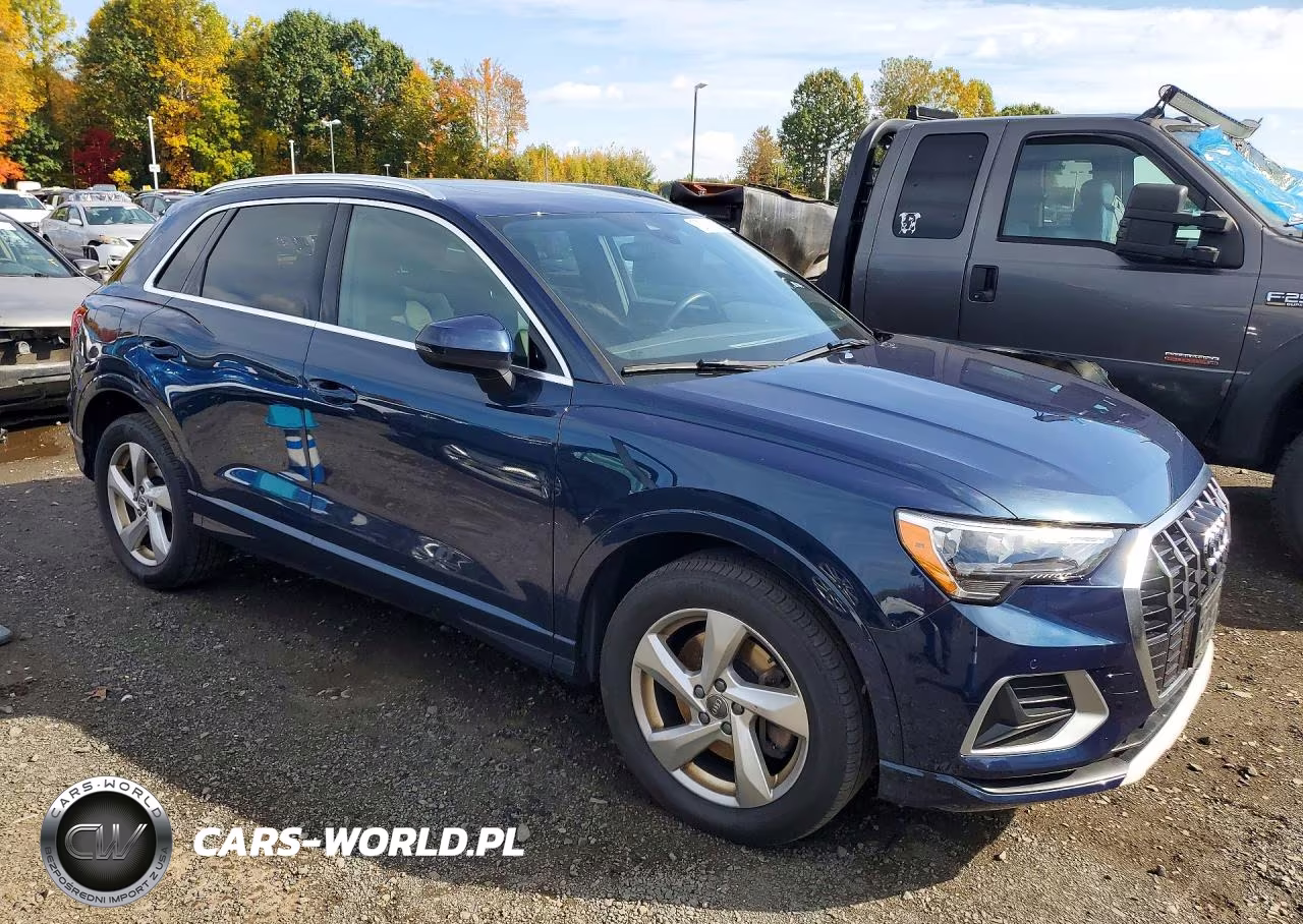 2020 Audi Q3 Premium VIN:WA1AECF35L1091008 - 4