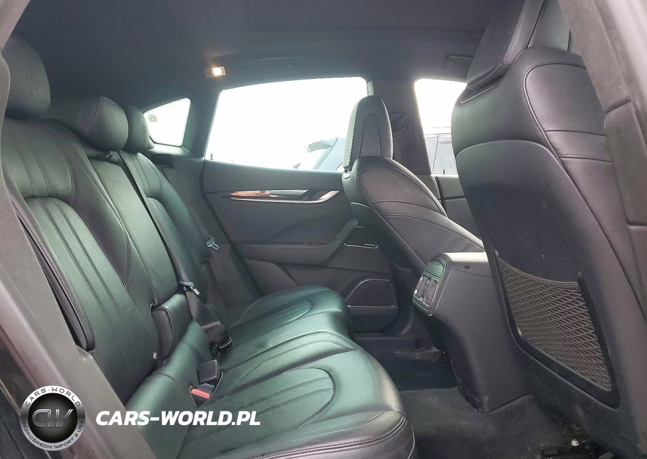 2019 Maserati Levante Sport VIN:ZN661XUS8KX325399 - 11