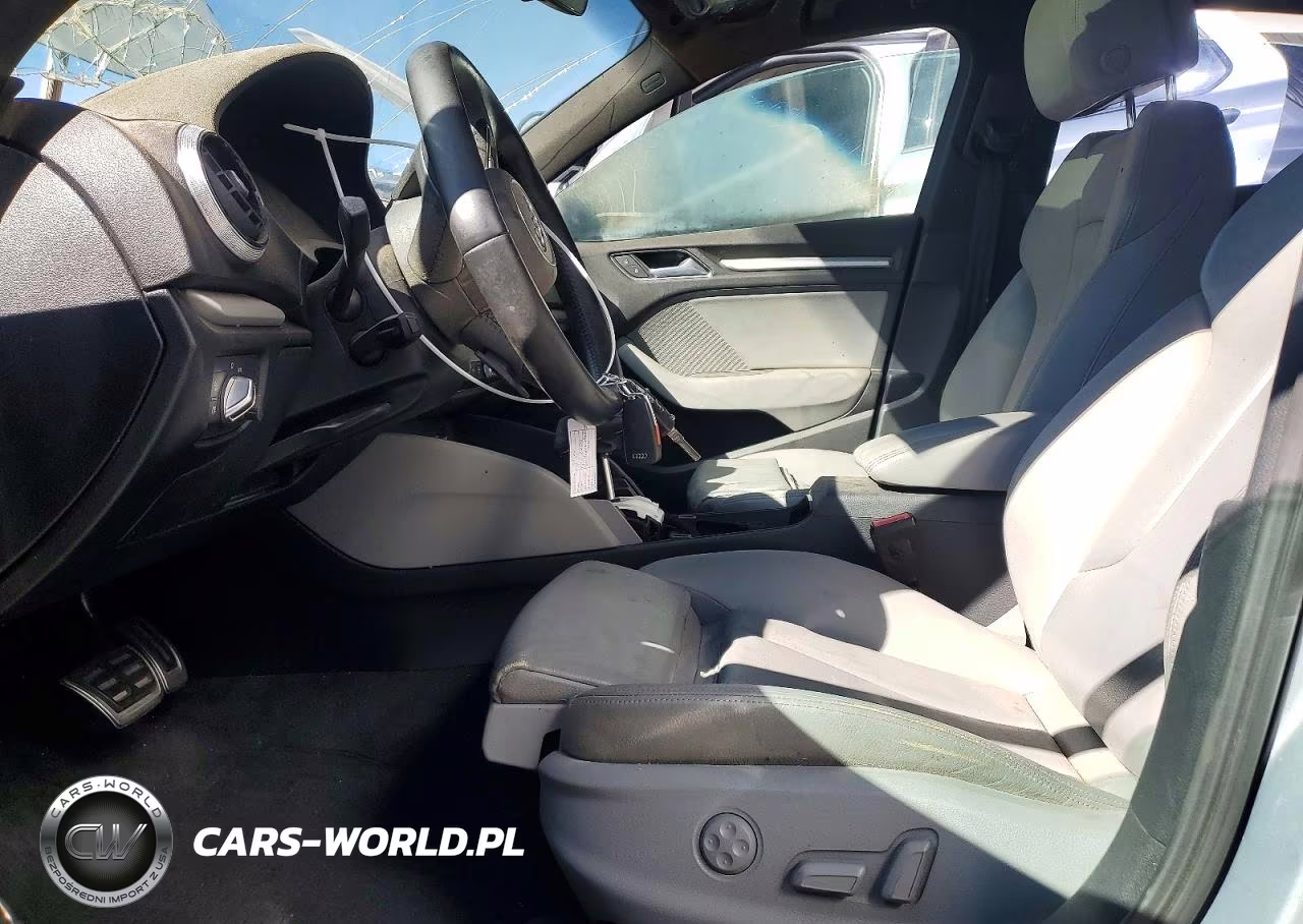 2018 Audi A3 Premium VIN:WAUAUGFFXJ1041760 - 7