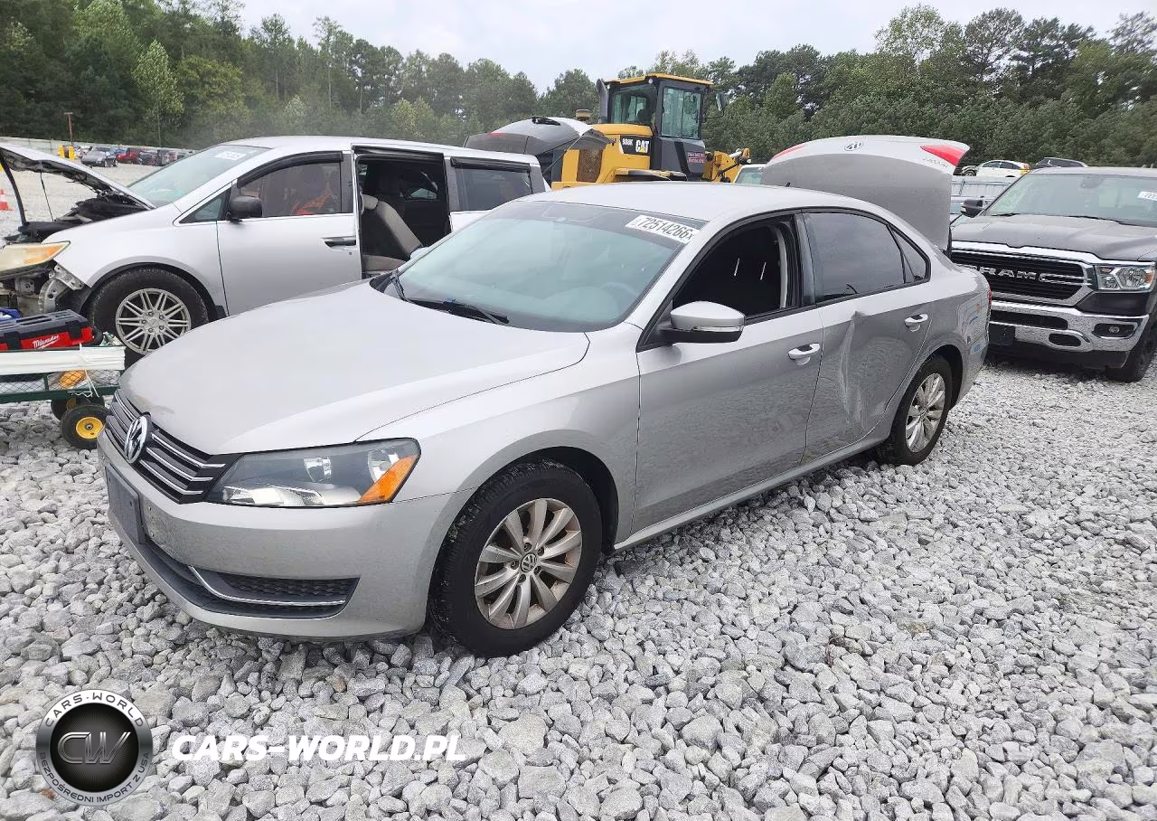 2013 Volkswagen Passat S
