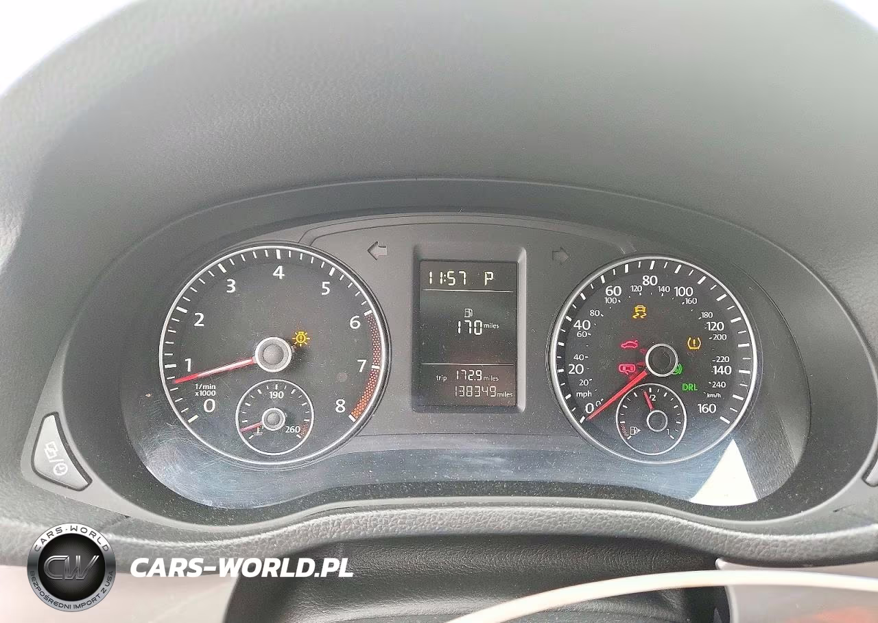 2013 Volkswagen Passat S VIN:1VWAH7A38DC109712 - 9