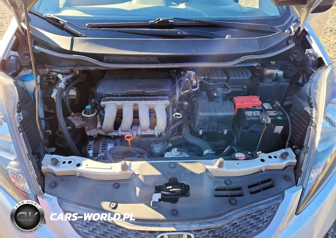 2011 Honda Fit VIN:JHMGE8H32BS011150 - 12