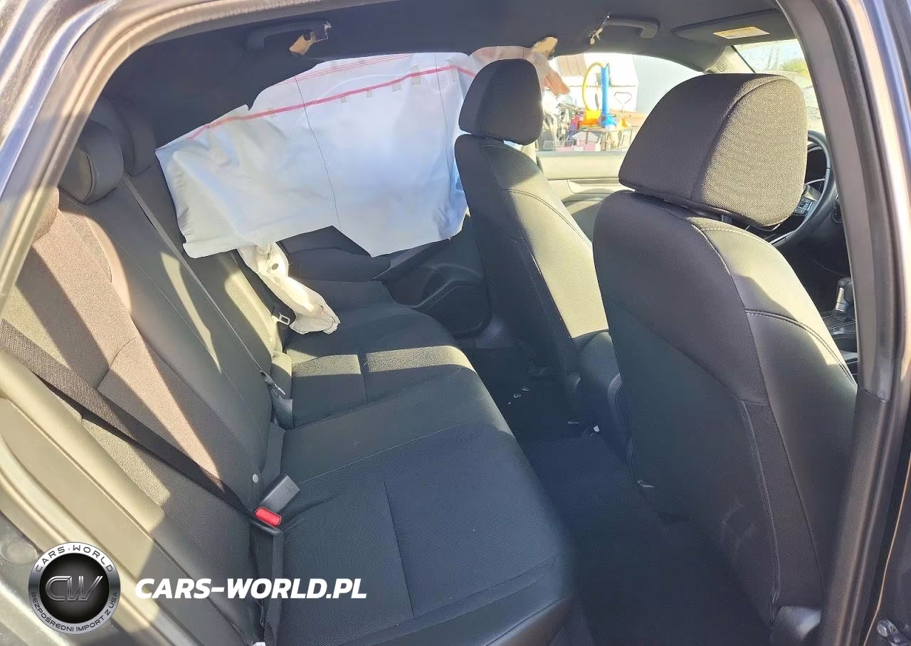 2025 Honda Civic Sport VIN:19XFL2H81SE020811 - 10