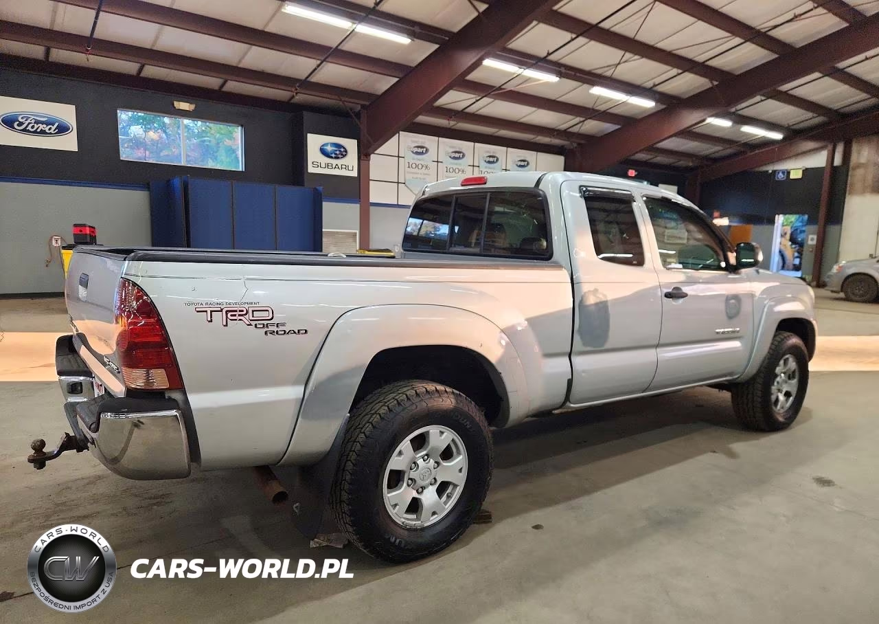 2007 Toyota Tacoma V6 VIN:5TEUU42NX7Z390931 - 3