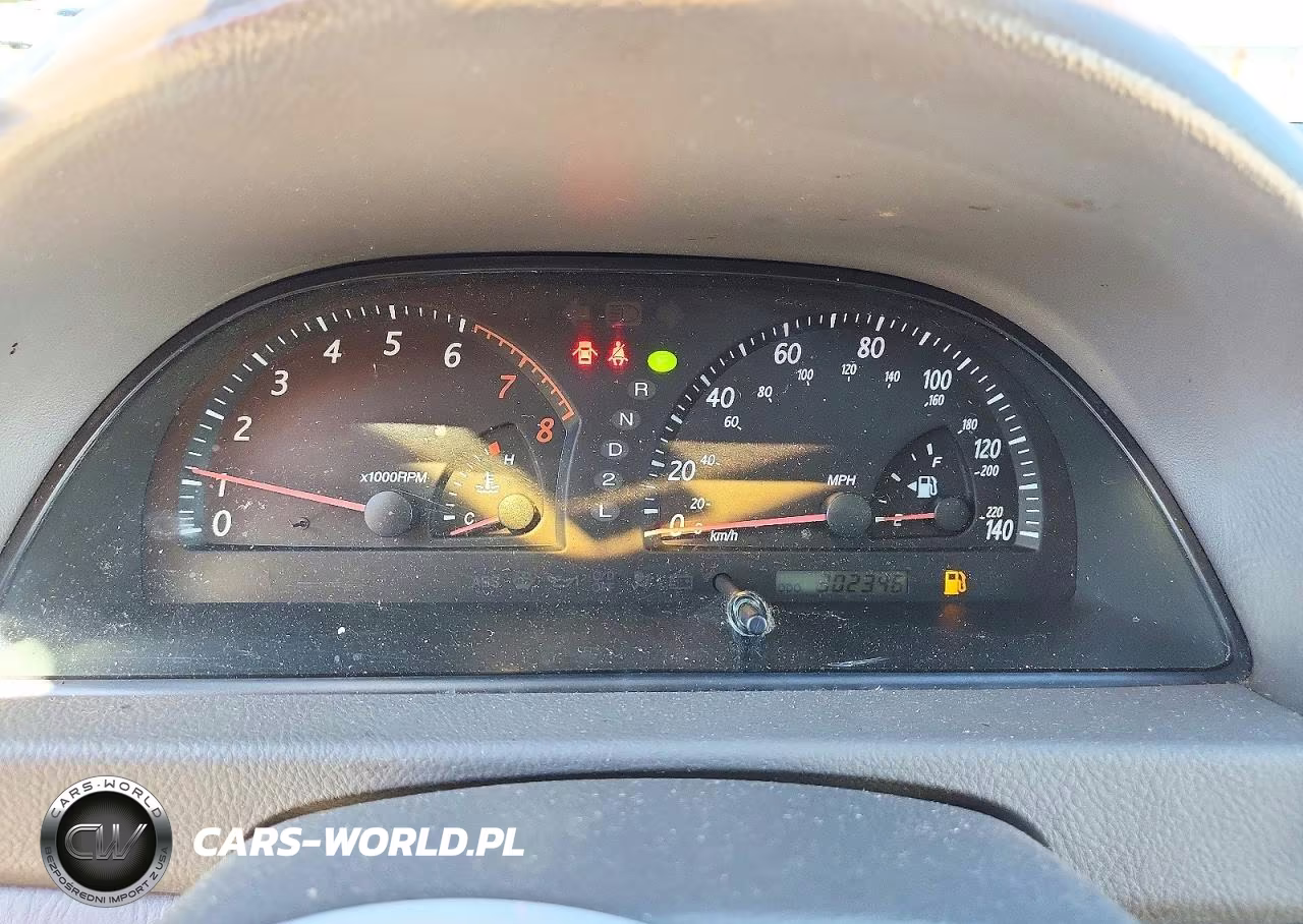 2004 Toyota Camry Le VIN:4T1BE32KX4U882962 - 9