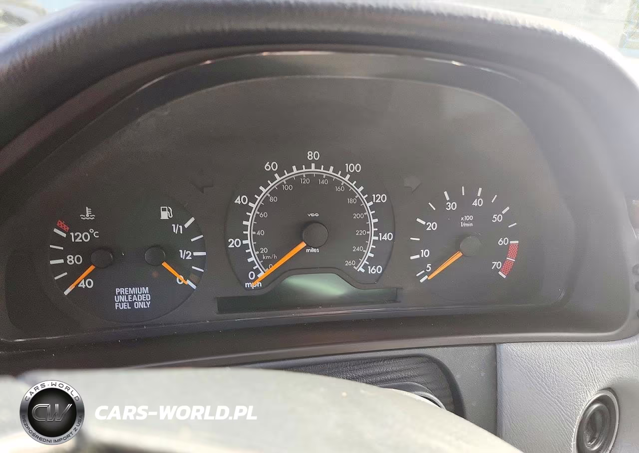 1998 Mercedes-Benz E 430 VIN:WDBJF70F4WA696539 - 9