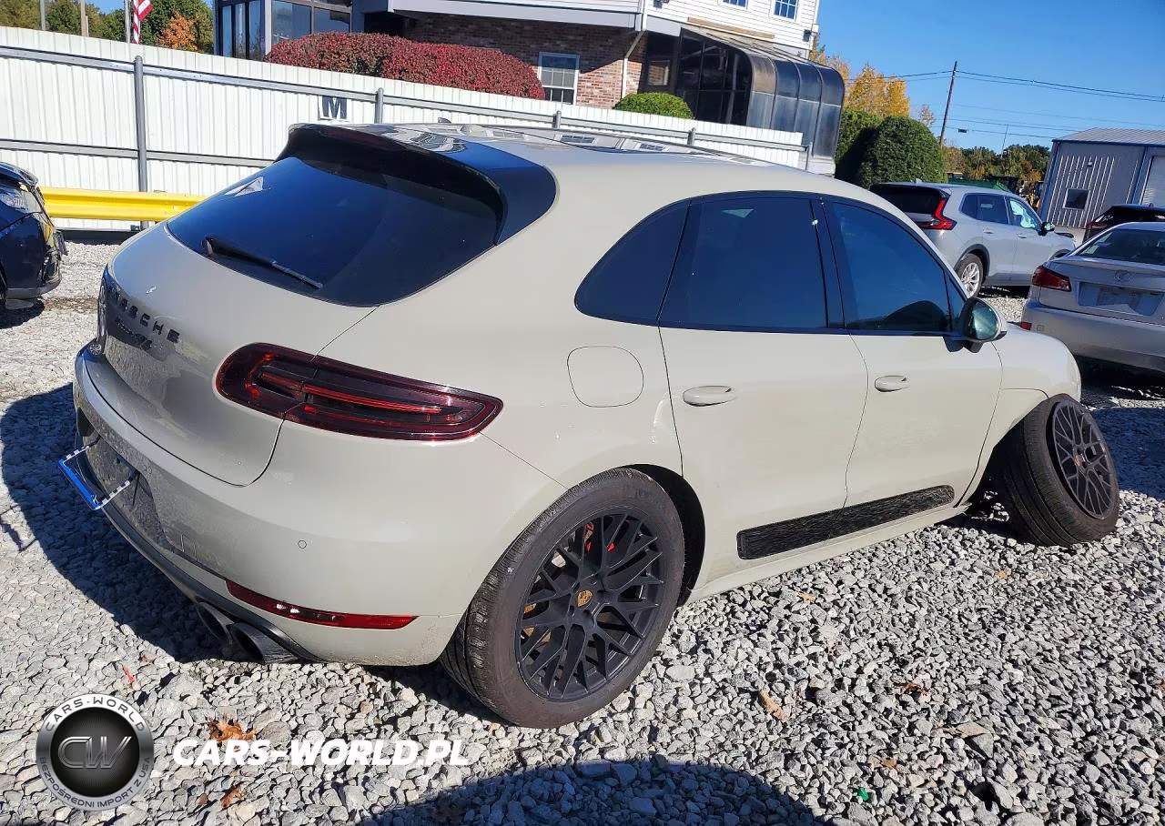 2018 Porsche Macan Gts VIN:WP1AG2A5XJLB60469 - 3