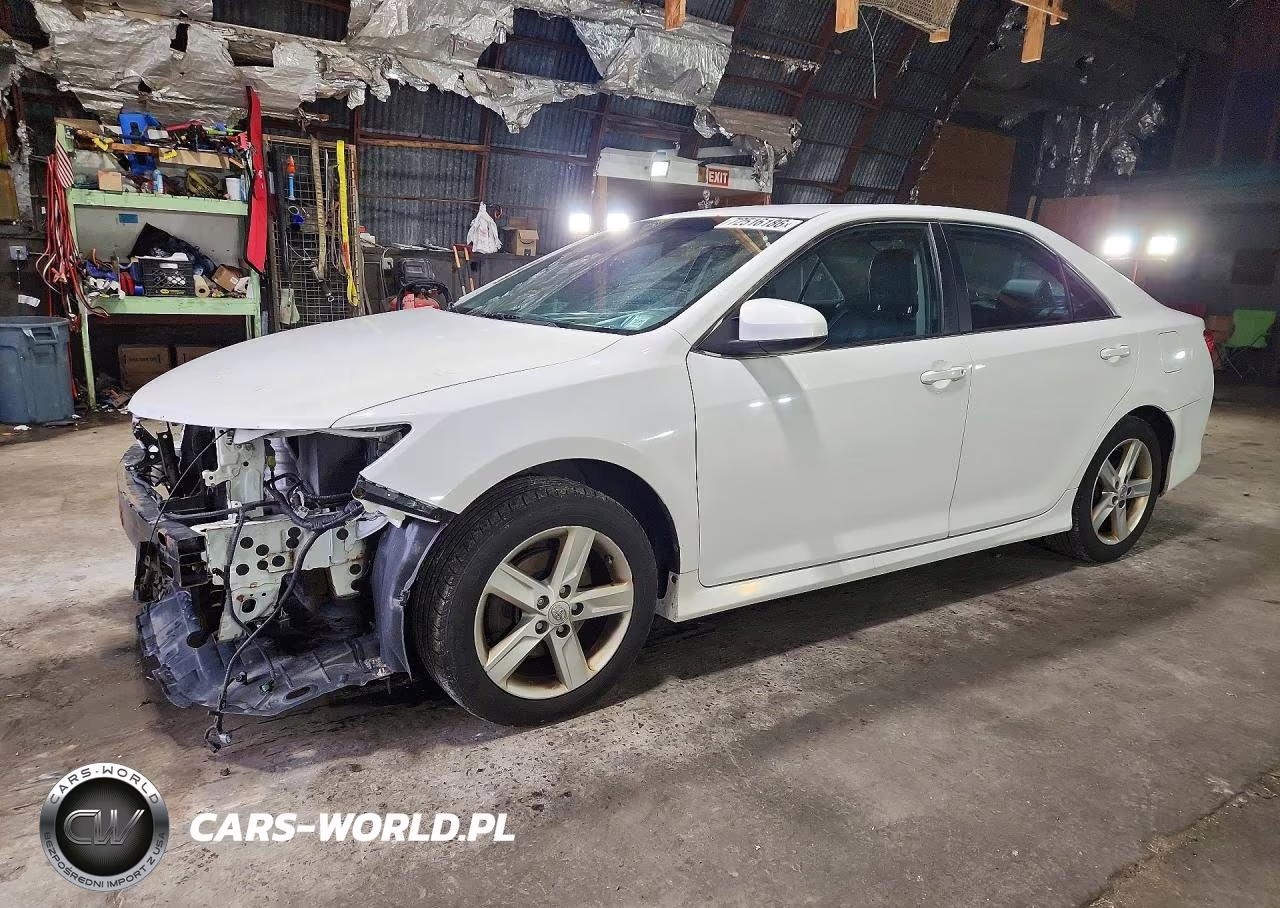 2013 Toyota Camry Se – zdjęcie 1 z 13