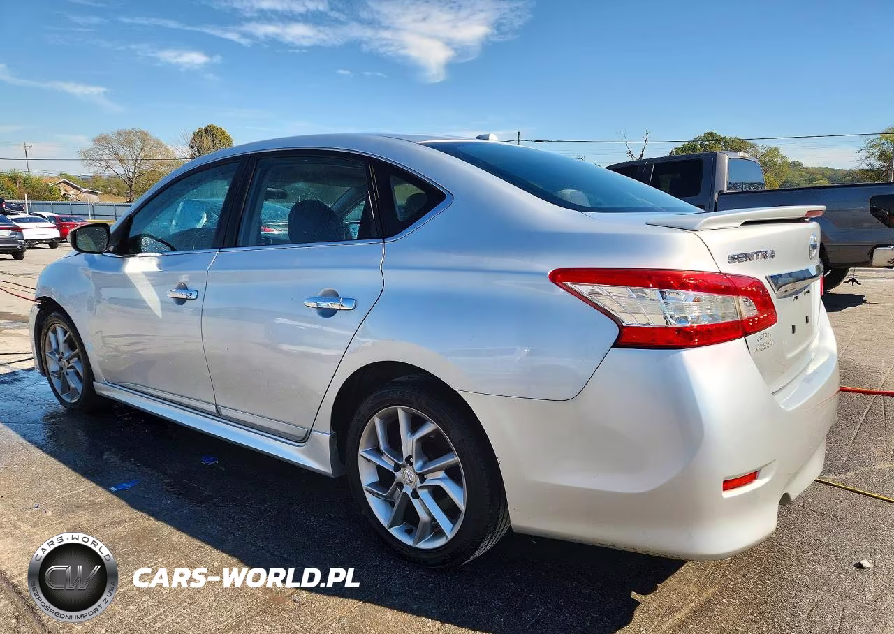 2015 Nissan Sentra Sr VIN:3N1AB7AP4FY230550 - 2