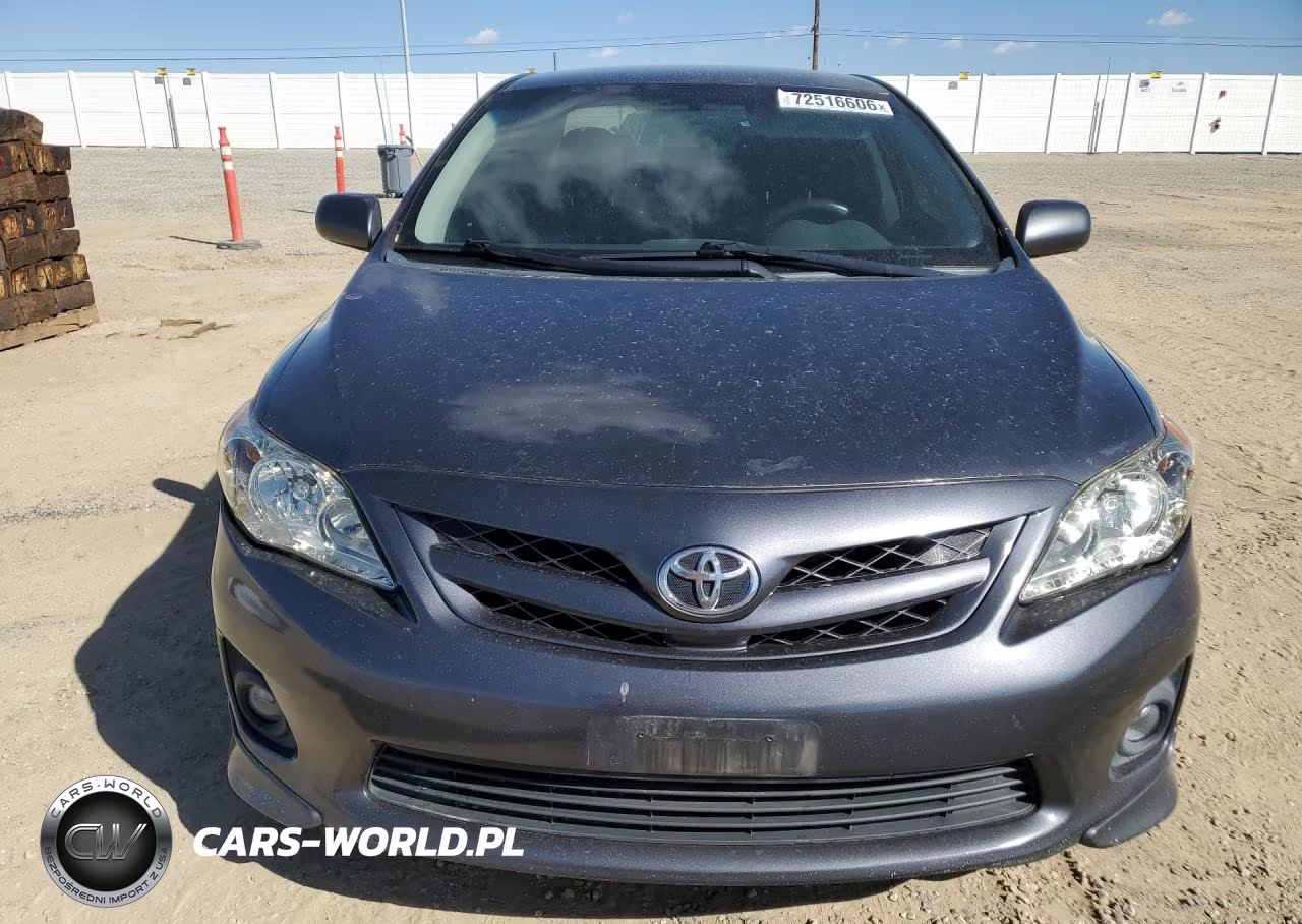 2011 Toyota Corolla S VIN:2T1BU4EE7BC688094 - 5