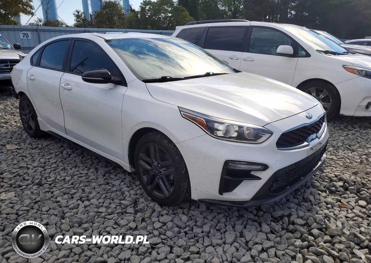 2020 Kia Forte Gt Line VIN:3KPF34AD3LE150089 - 4