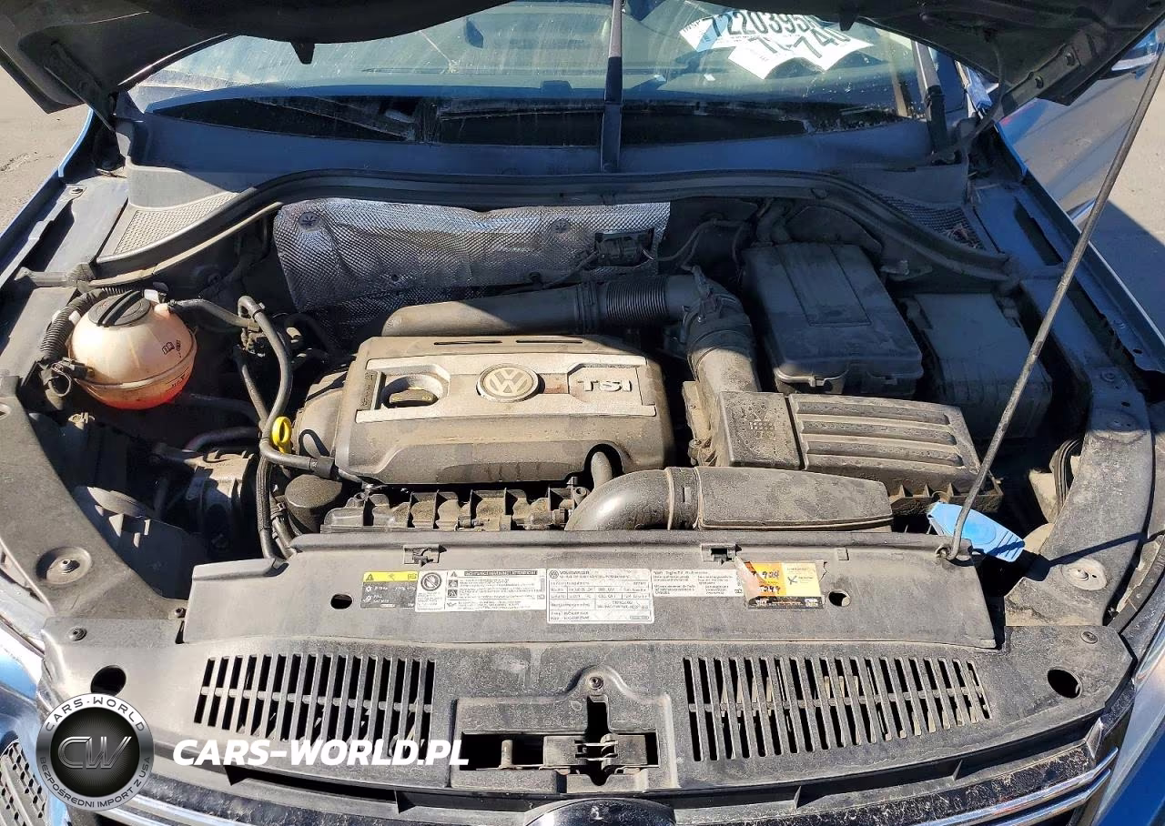 2017 Volkswagen Tiguan Wolfsburg VIN:WVGRV7AX3HK003452 - 12