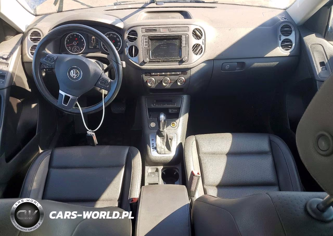2017 Volkswagen Tiguan Wolfsburg VIN:WVGRV7AX3HK003452 - 8