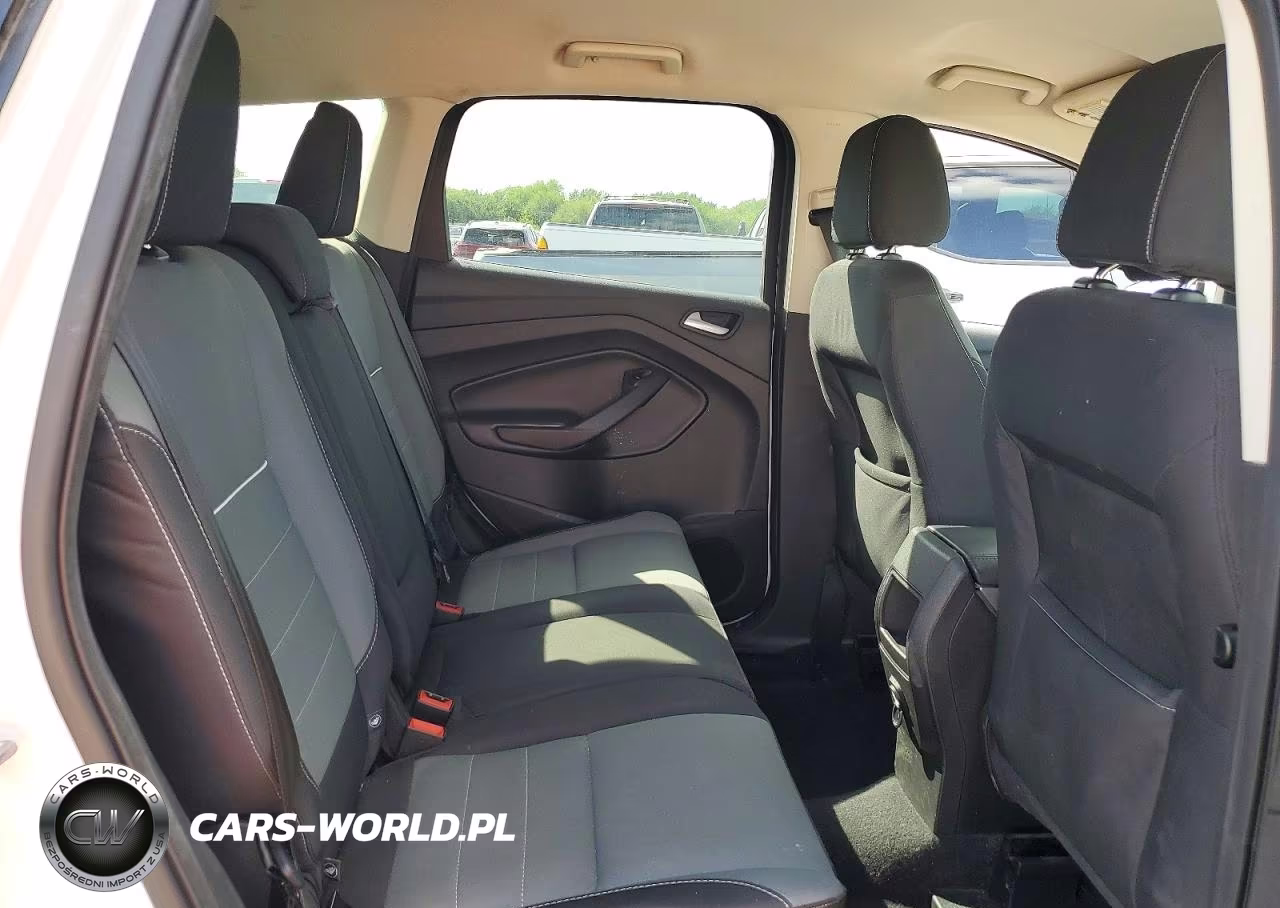 2015 Ford Escape Se VIN:1FMCU0G75FUC42350 - 10