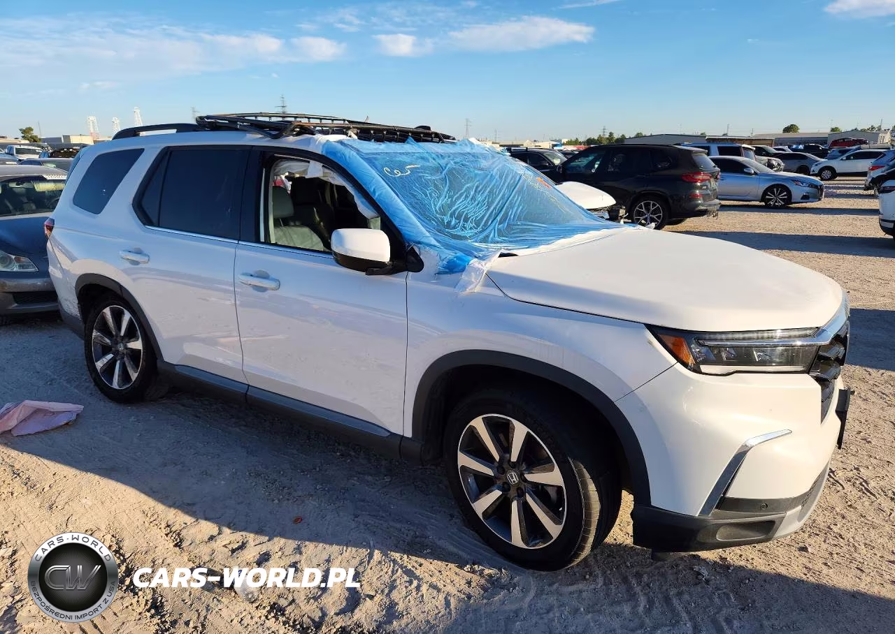2025 Honda Pilot Touring VIN:5FNYG2H79SB000255 - 4