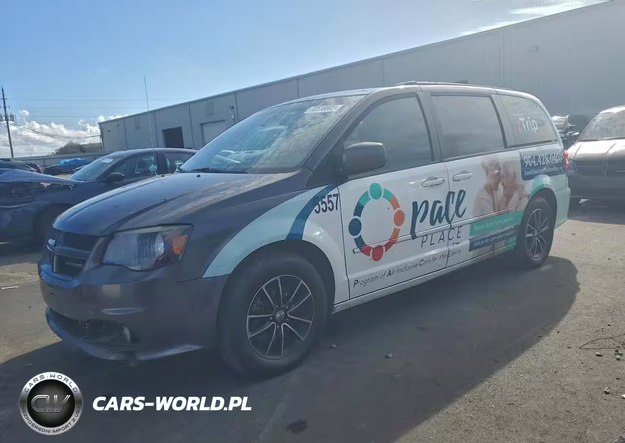 2016 Dodge Grand Caravan R-T