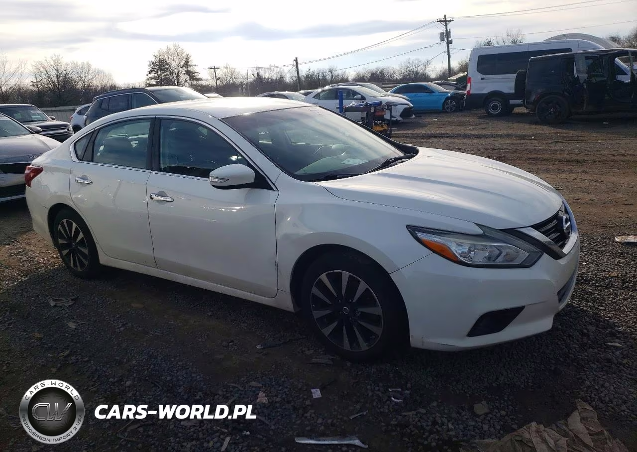 2018 Nissan Altima 2.5 VIN:1N4AL3AP9JC175006 - 4
