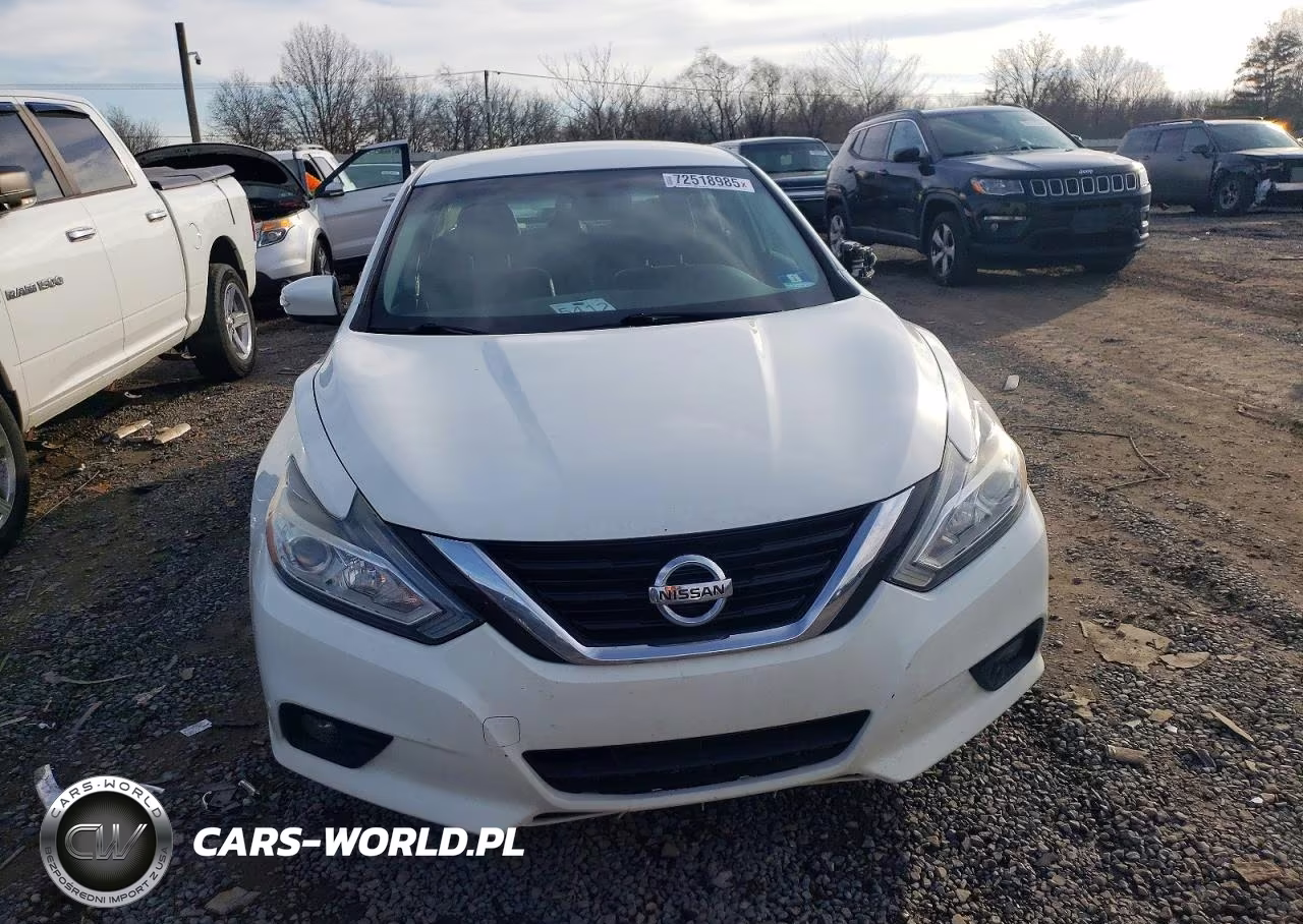 2018 Nissan Altima 2.5 VIN:1N4AL3AP9JC175006 - 5