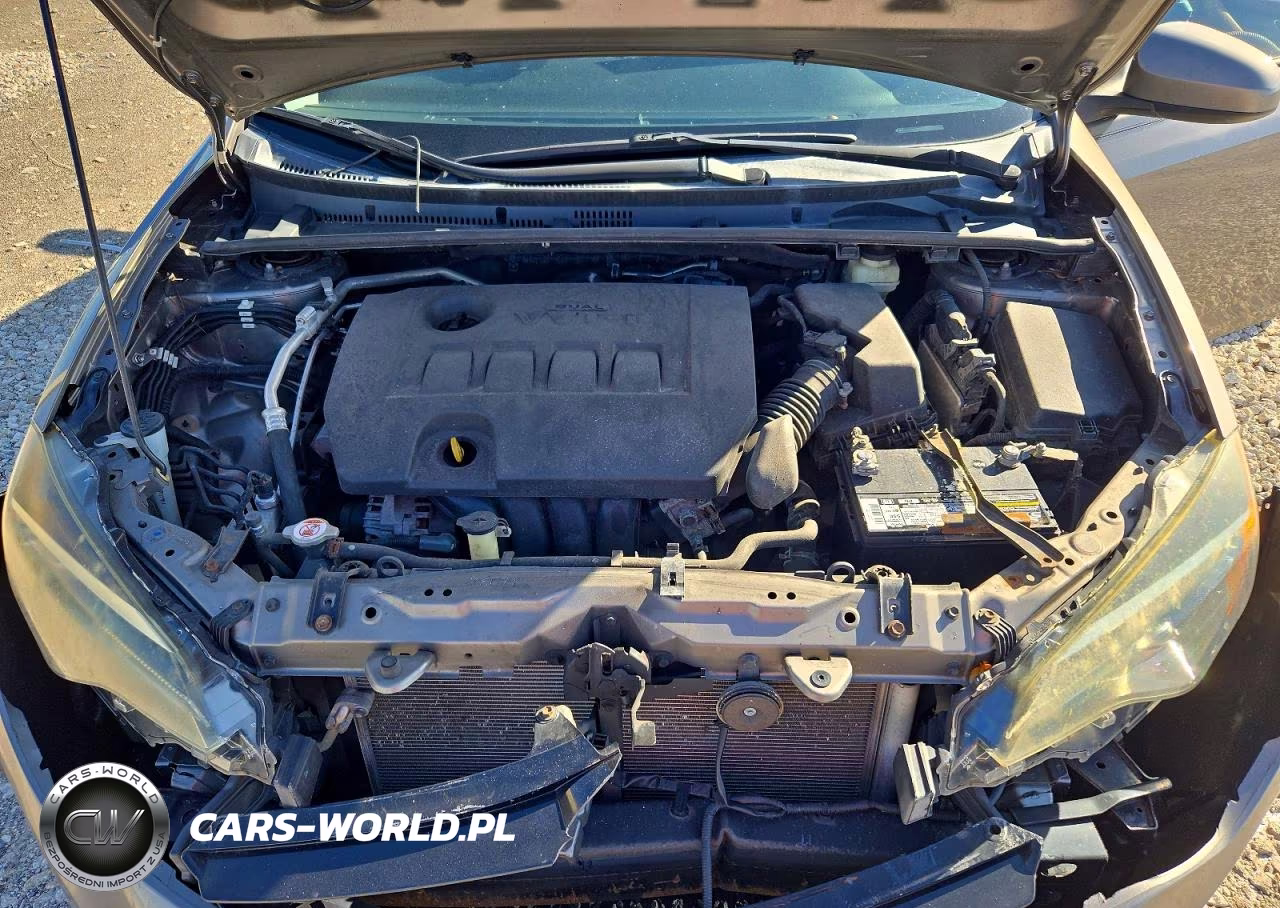 2018 Toyota Corolla Le VIN:2T1BURHE4JC097888 - 11